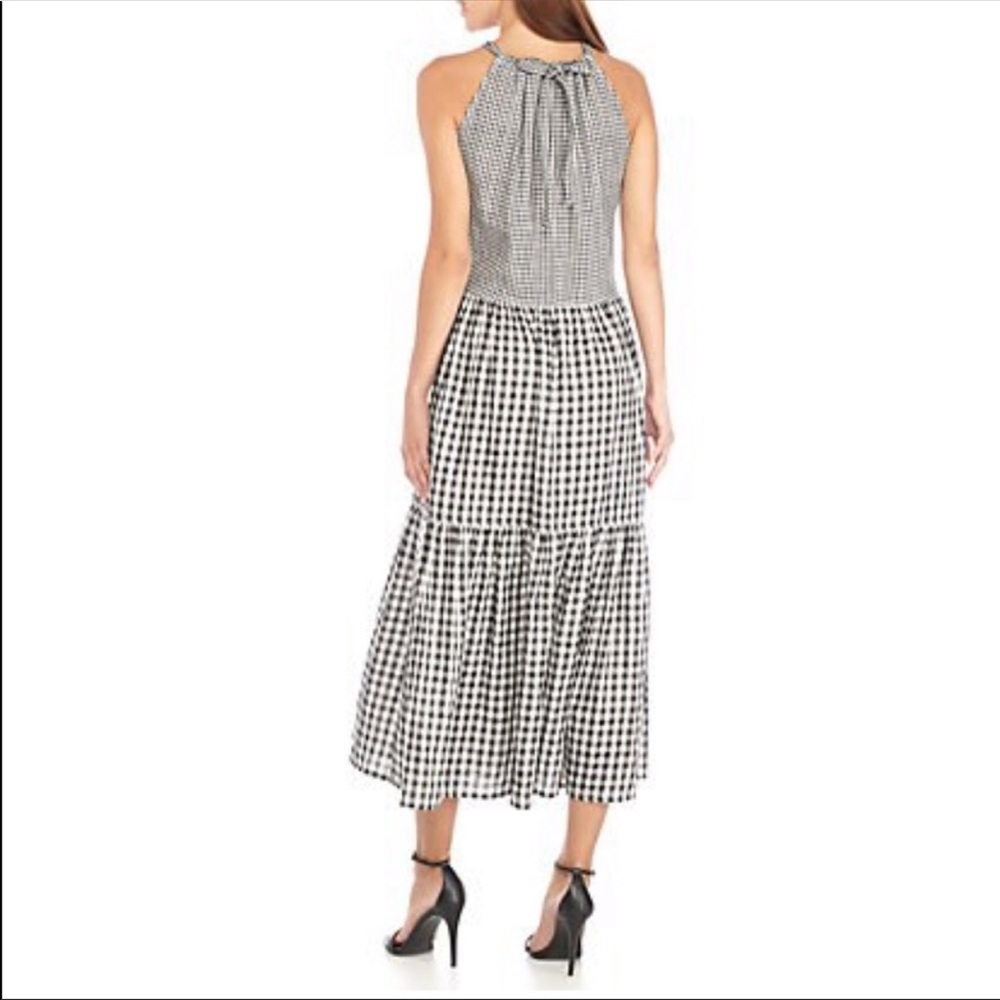 Summer Halter Midi-Dress Gingham, Pearl Detail - Picture 2 of 3